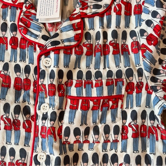 Cath Kidstons London palace guard toy Soldier button up shirt size 2-3 … - Picture 5 of 6